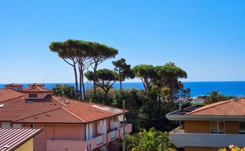 Apartment in Ronchi, Massa, Italy 1