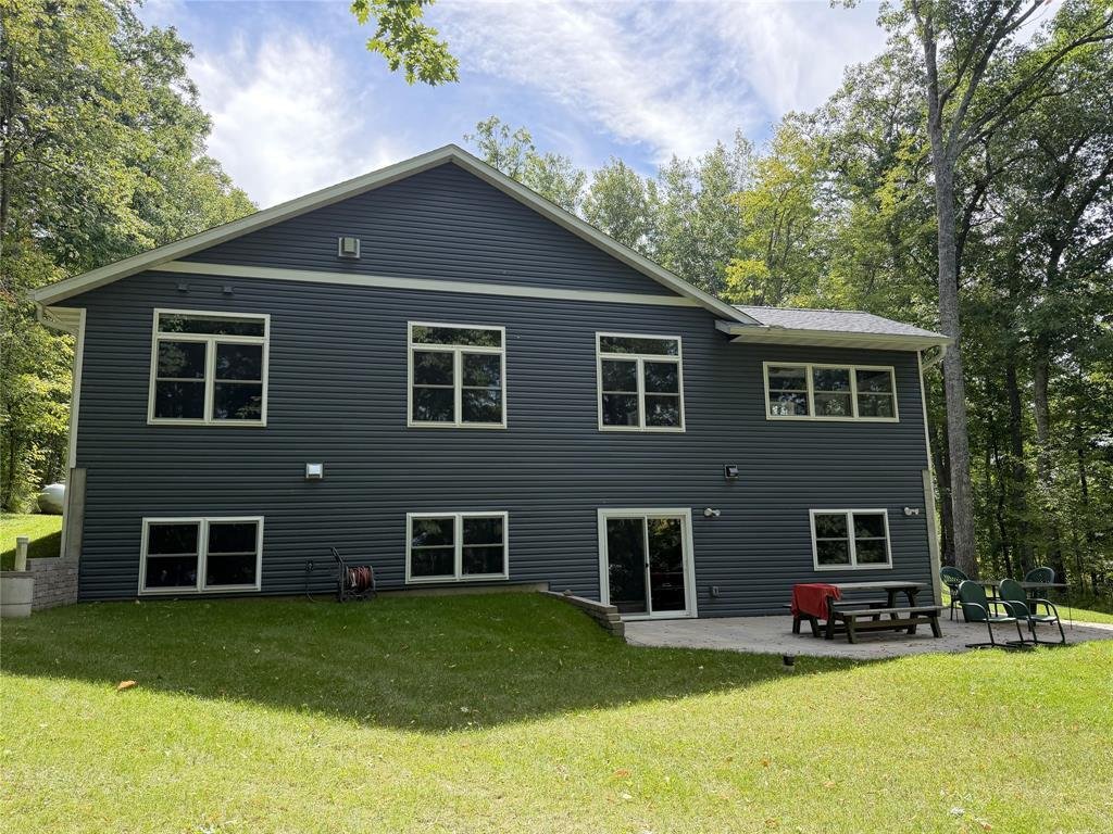 House in New Auburn, Wisconsin, United States 1 - 18785872