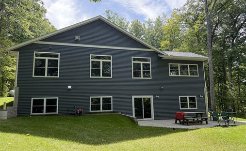 House in New Auburn, Wisconsin, United States 1