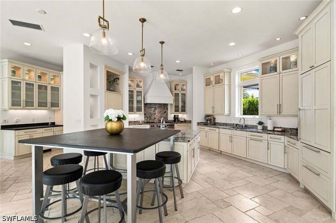 House in Naples, Florida, United States 4 - 18786376