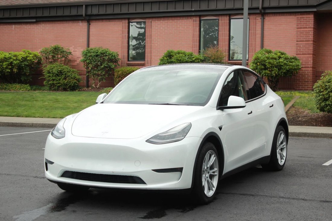 Suv in Lynnwood, WA, United States 1 - 18785033