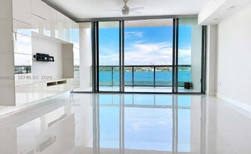 Condo in Miami Beach, Florida, United States 1