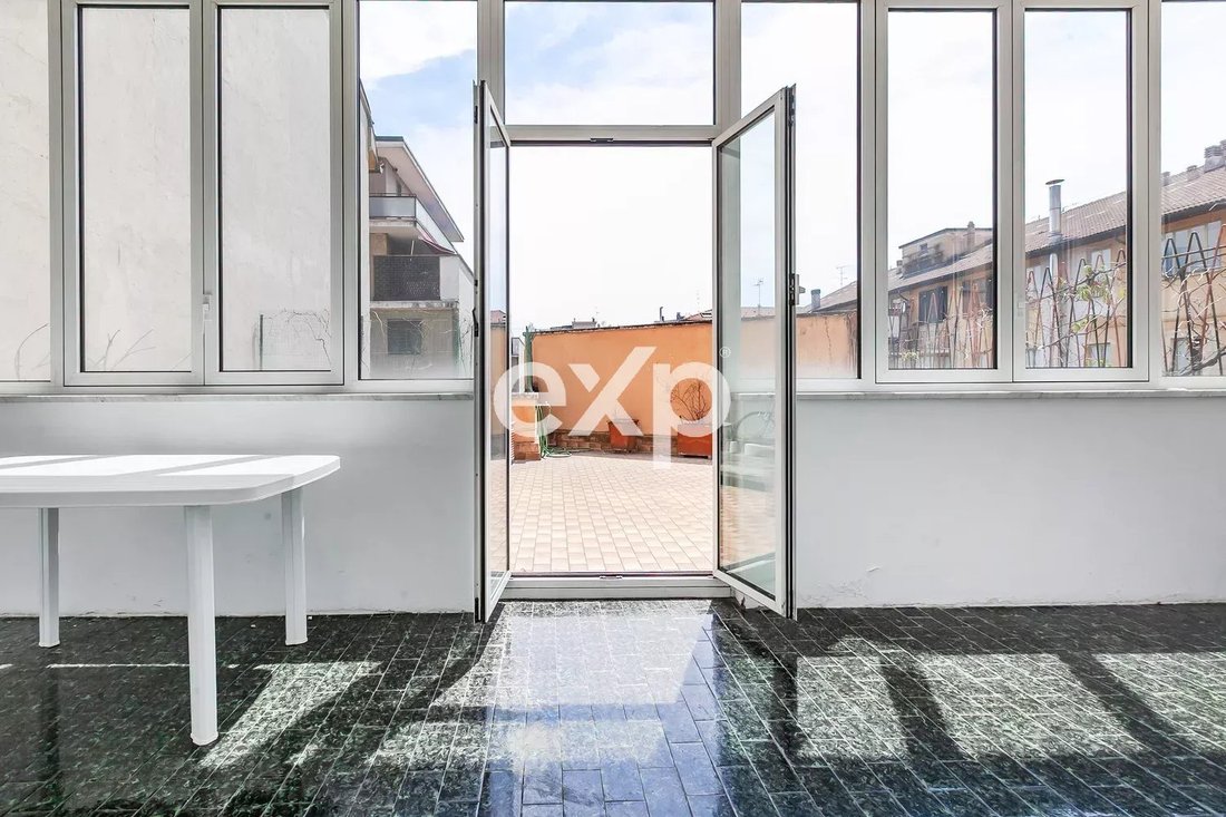 Apartment in Centrale, Milan, Italy 2 - 18784799