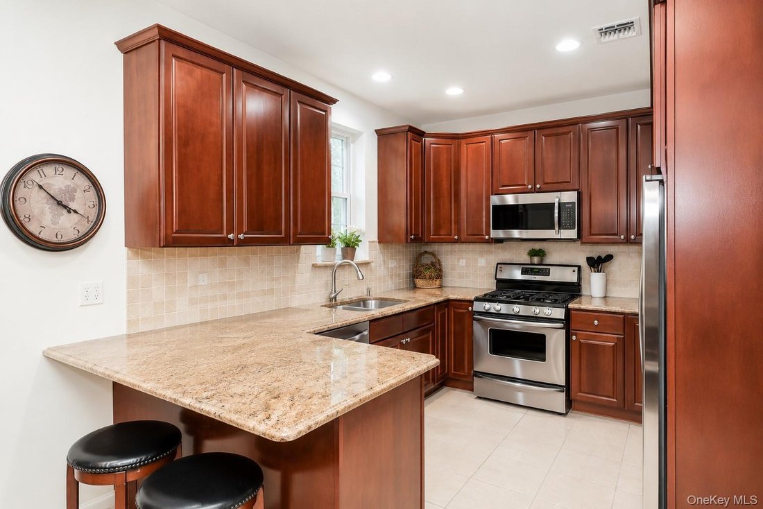 Condominio en Melville, Nueva York, Estados Unidos 3 - 18784008