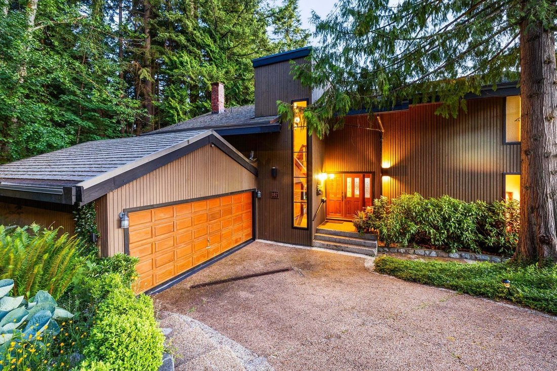 House in North Vancouver, British Columbia, Canada 2 - 18787857