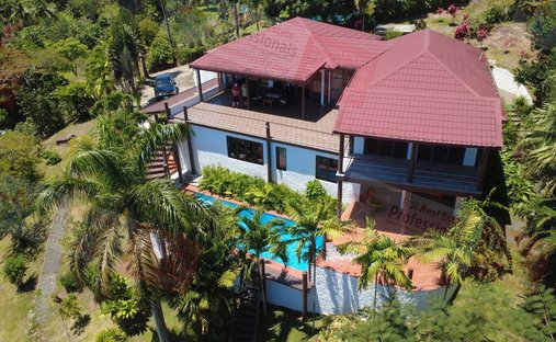 Maison à Savusavu, Province septentrionale, Fidji 1