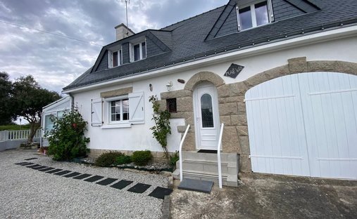 House in Saint-Pierre-Quiberon, Brittany, France 1