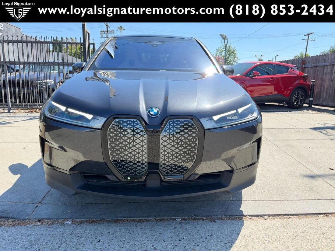 Suv in Van Nuys, CA, United States 2 - 18788285