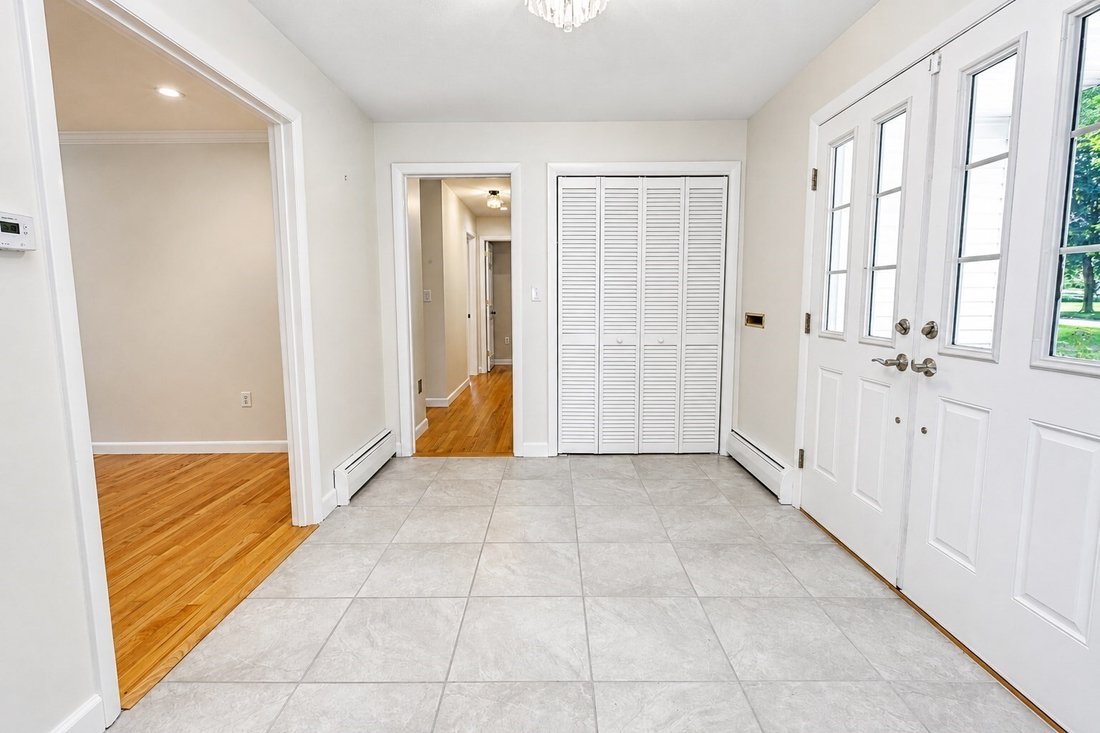 House in Longmeadow, Massachusetts, United States 4 - 18594895