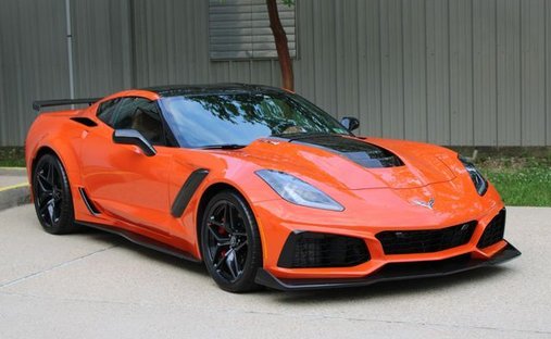 Chevrolet Corvette in Calverton, NY, United States 1