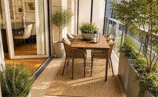 Apartment in Parchamp–Albert Kahn, Boulogne-Billancourt, France 1