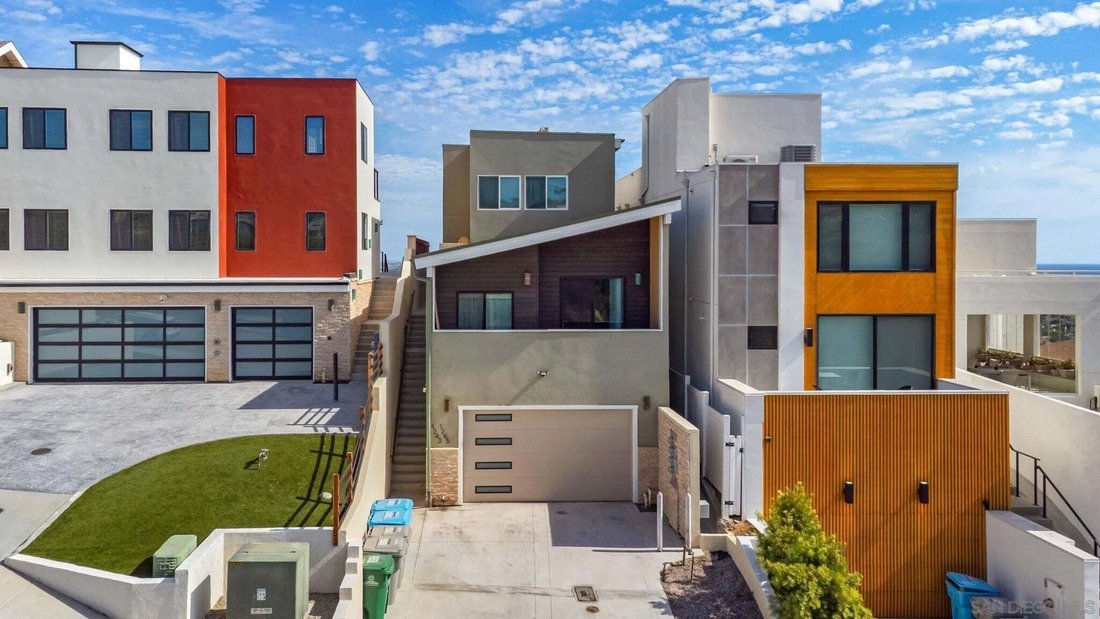 San Diego, California, United States 4 - 18787204