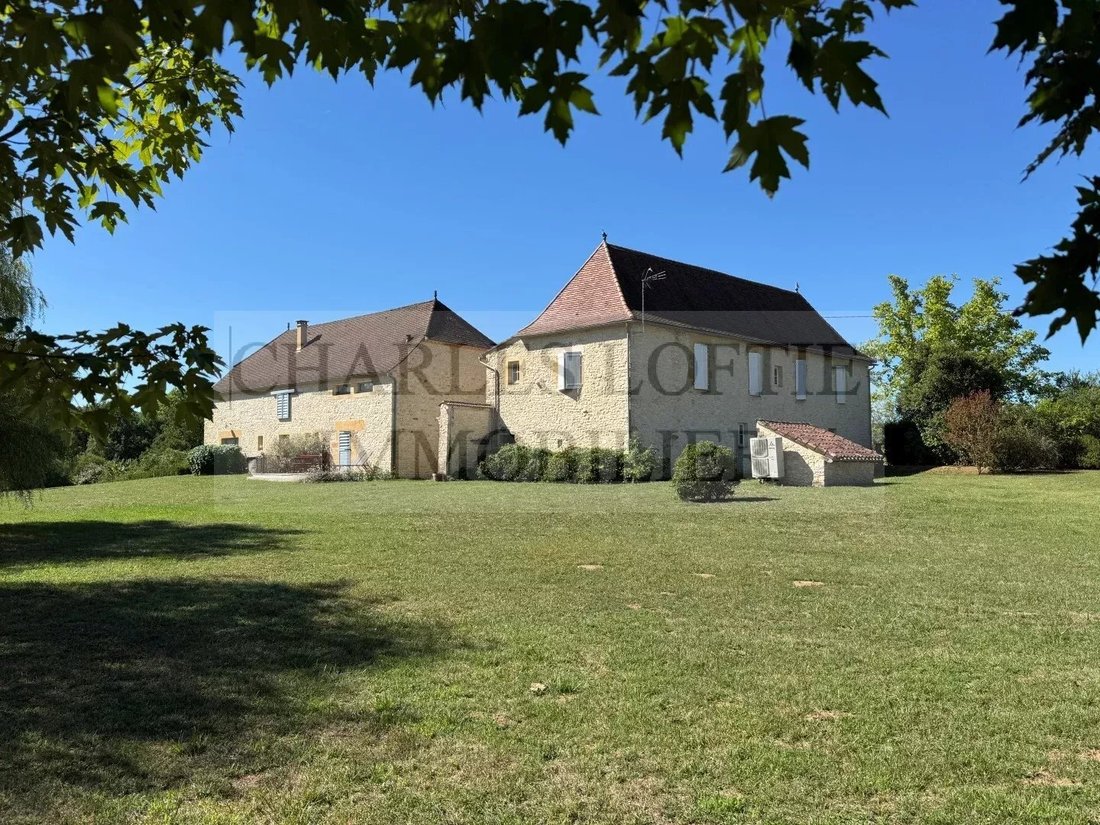 House in France 1 - 18590402