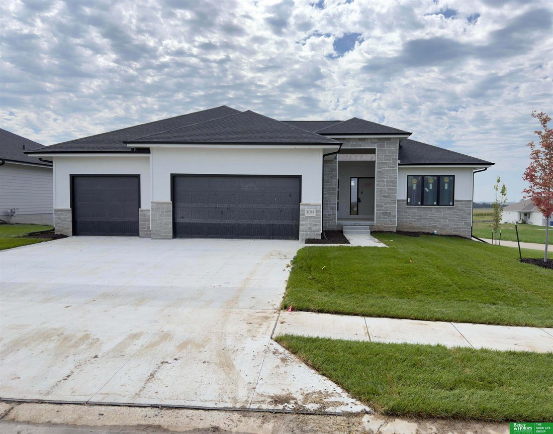 Maison à Papillion, Nebraska, États-Unis 1 - 18492011