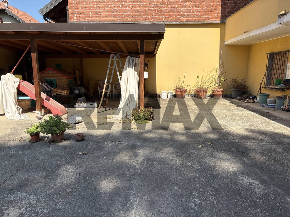 Apartment in Centro, Borgomanero, Piedmont 4 - 18788783