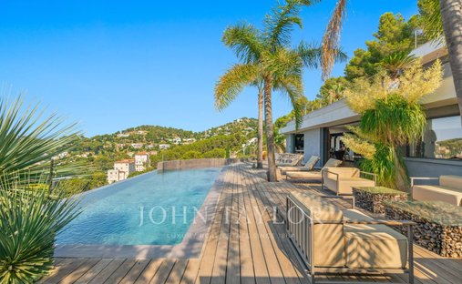 Villa à Hyères, Provence-Alpes-Côte d'Azur, France 1
