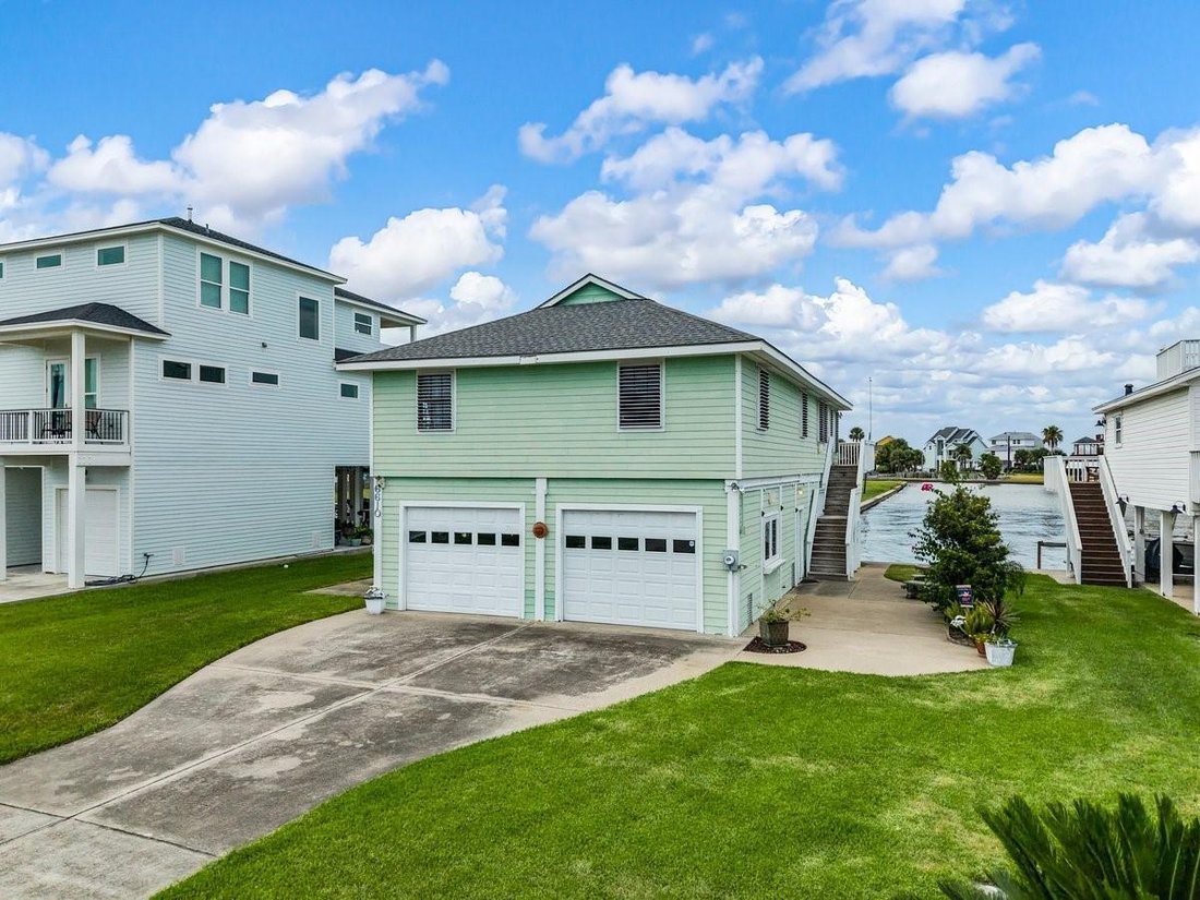 House in Galveston, Texas, United States 4 - 18784205