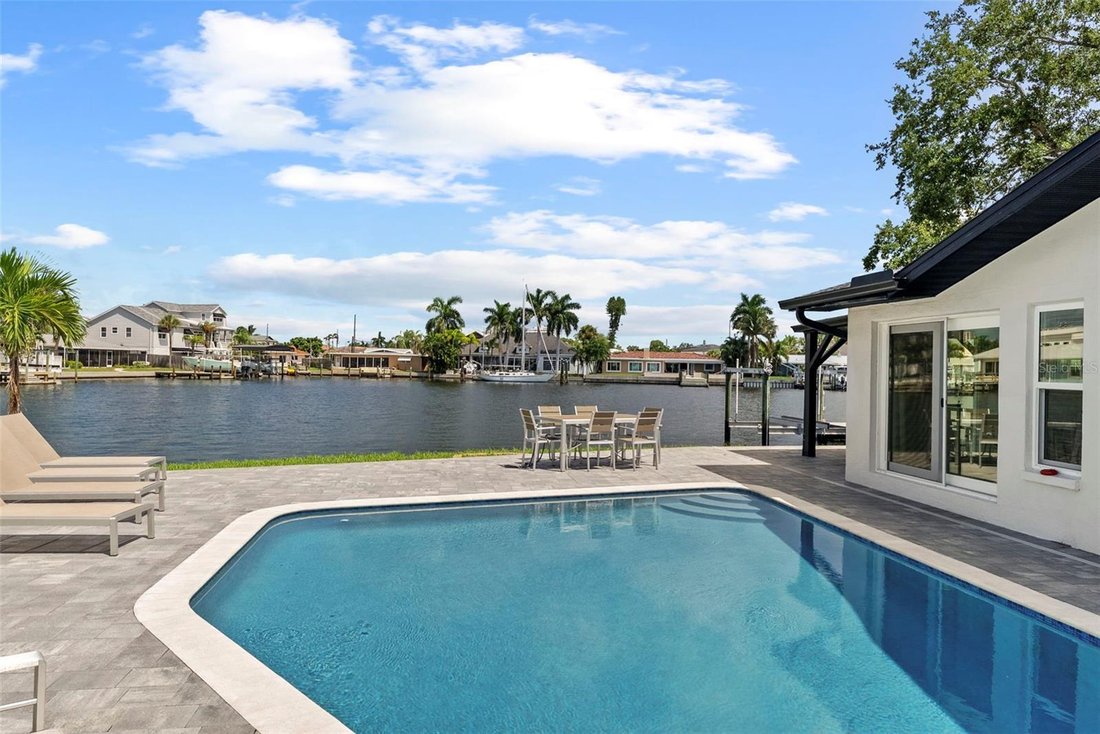 House in St. Petersburg, Florida, United States 4 - 18786591