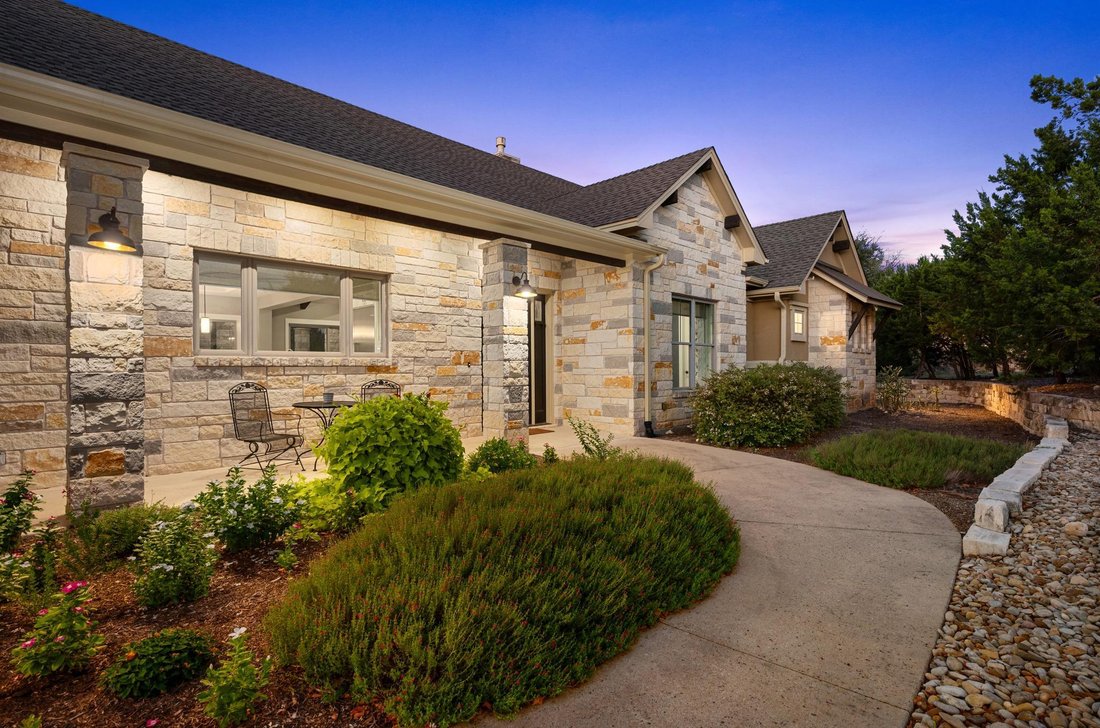 House in Leander, Texas, United States 2 - 17624948
