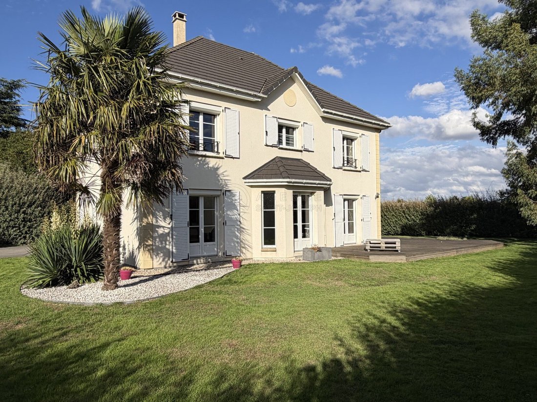 Maison à Centre Ville, Yvetot, France 1 - 18789181