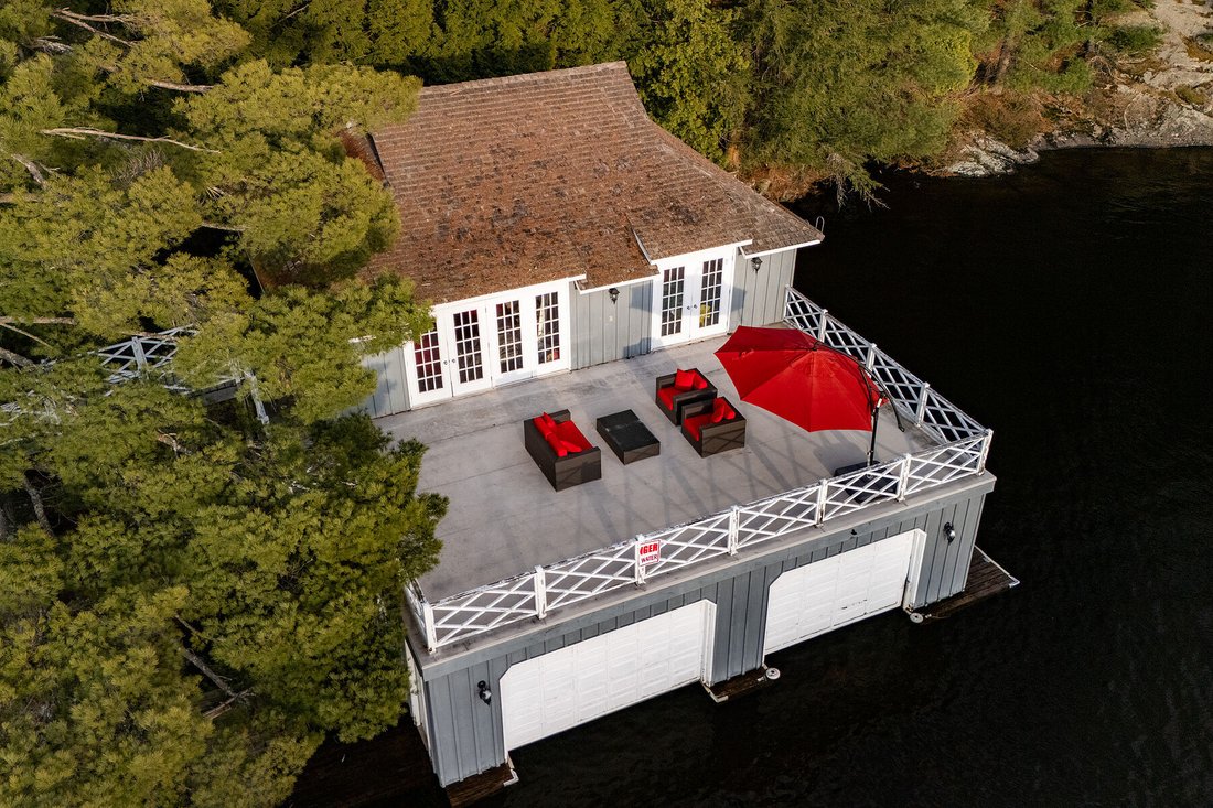 House in Gravenhurst, Ontario, Canada 4 - 15606731