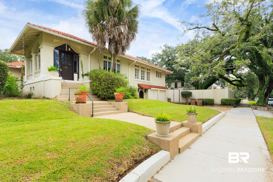 House in Mobile, Alabama, United States 2 - 17445960