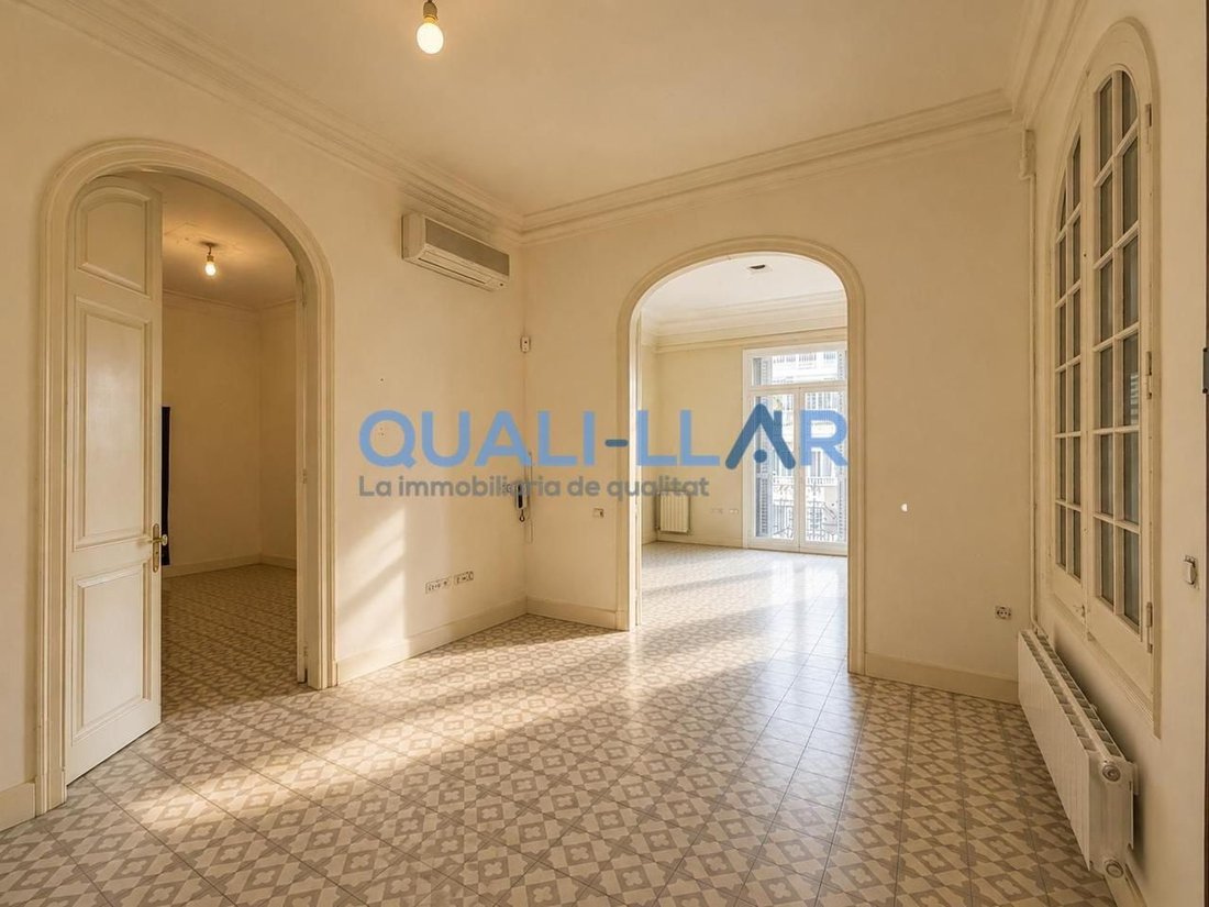 Apartment in Sarrià-Sant Gervasi, Barcelona, Spain 4 - 18787507