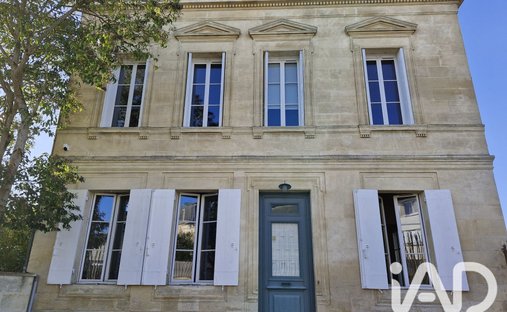 House in Libourne, Nouvelle-Aquitaine, France 1