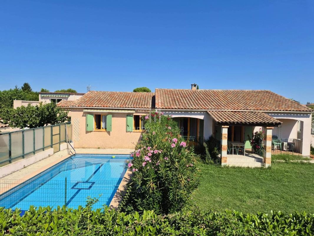 Casa en Mollégès, Provenza-Alpes-Costa Azul, Francia 1 - 18784358