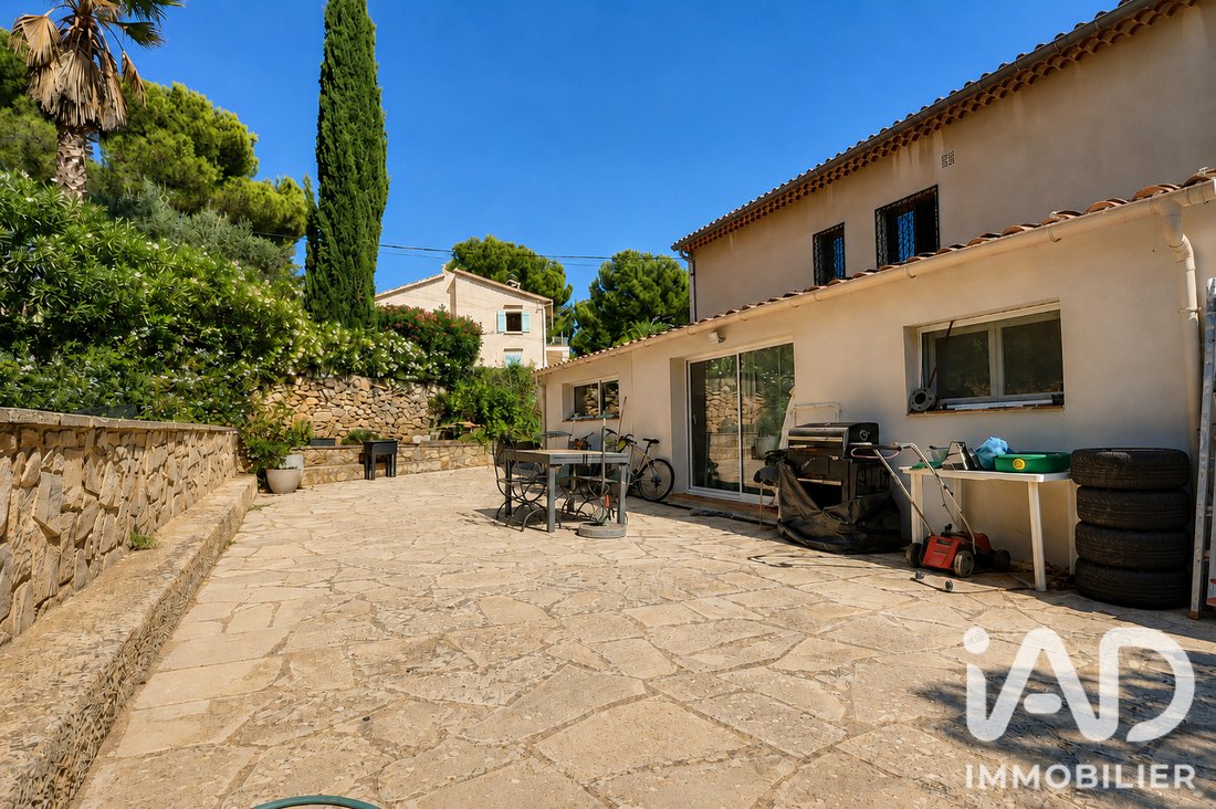 Appartamento a Bandol, Provenza-Alpi-Costa Azzurra, Francia 2 - 18785578