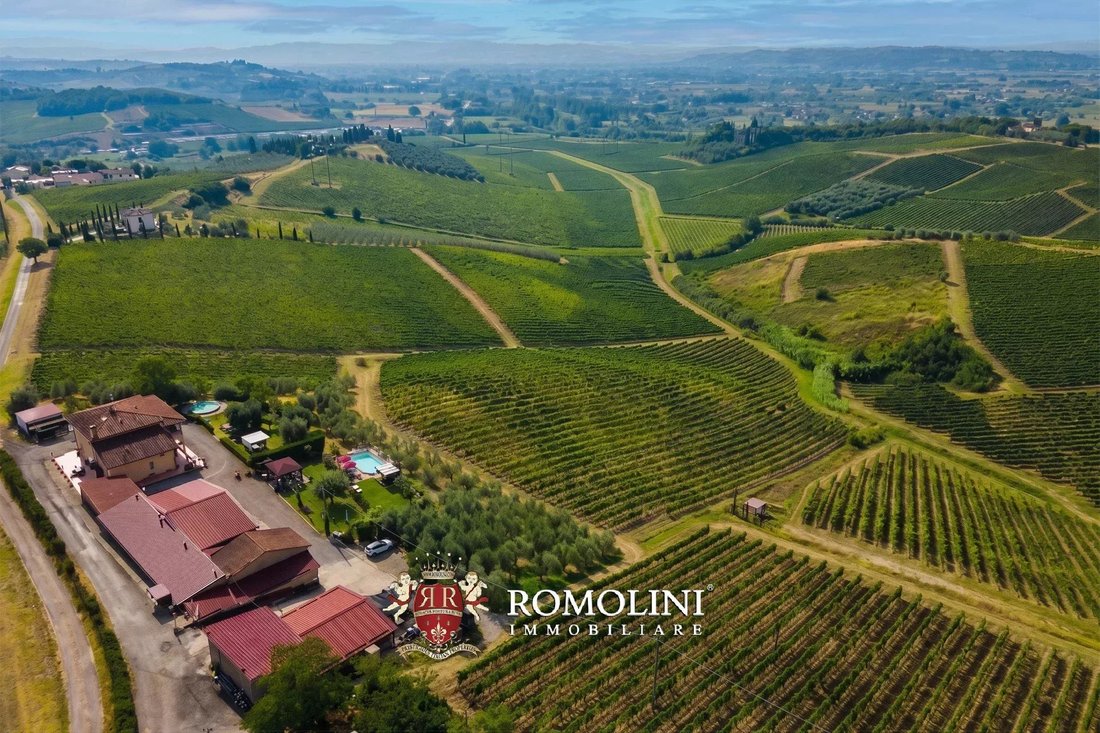 Domaine à Centro, Vinci, Toscane 1 - 18785226
