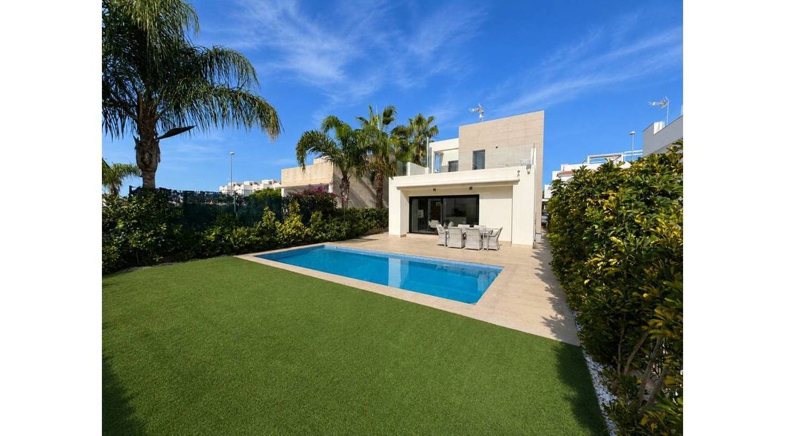 Villa in Quesada, Rojales, Land Valencia 1 - 16529432