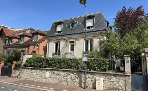House in Parc des Expositions, Vanves, France 1