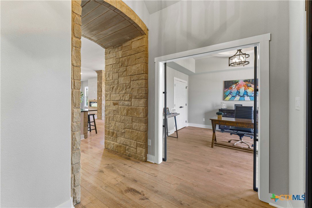 House in Salado, Texas, United States 3 - 16774667