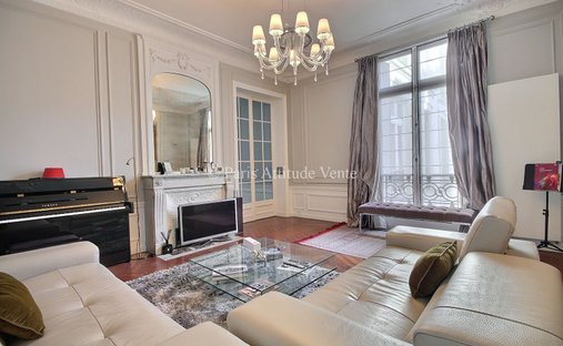 Apartment in Odéon, Paris 6e Arrondissement, Paris 1