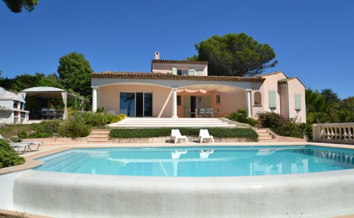 Villa in Bois Fleuri-Chevre d'Or-Saint Philippe, Biot, Frankreich 1