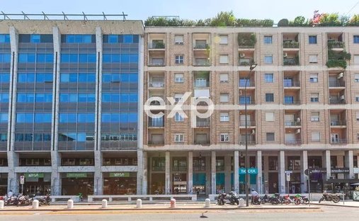Apartamento en Centrale, Milán, Italia 1