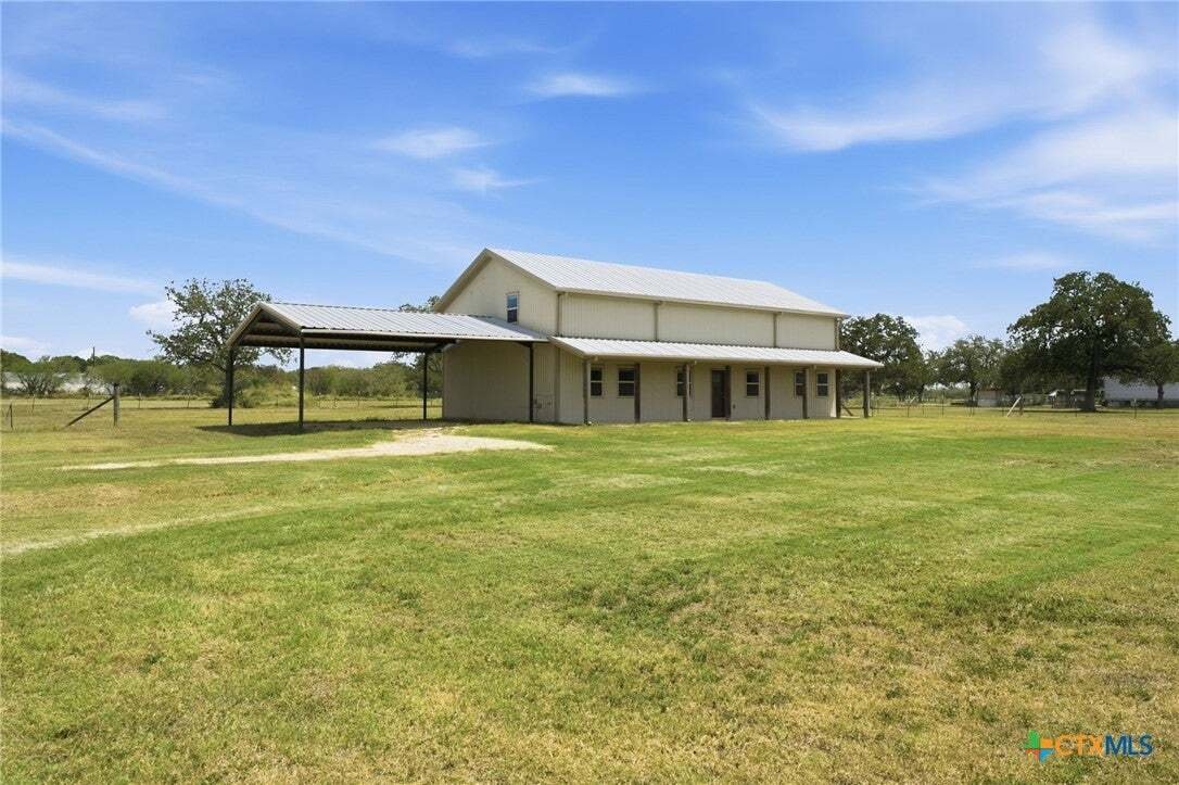 House in Kingsbury, Texas, United States 1 - 18786035