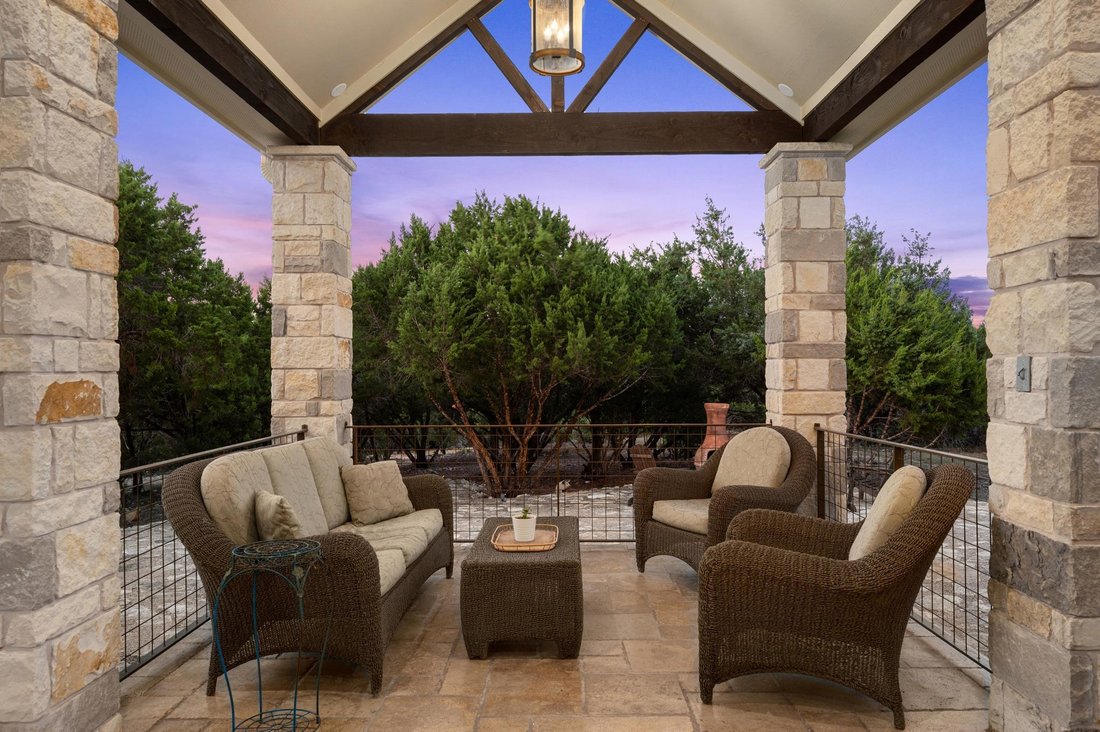 House in Leander, Texas, United States 3 - 17624948