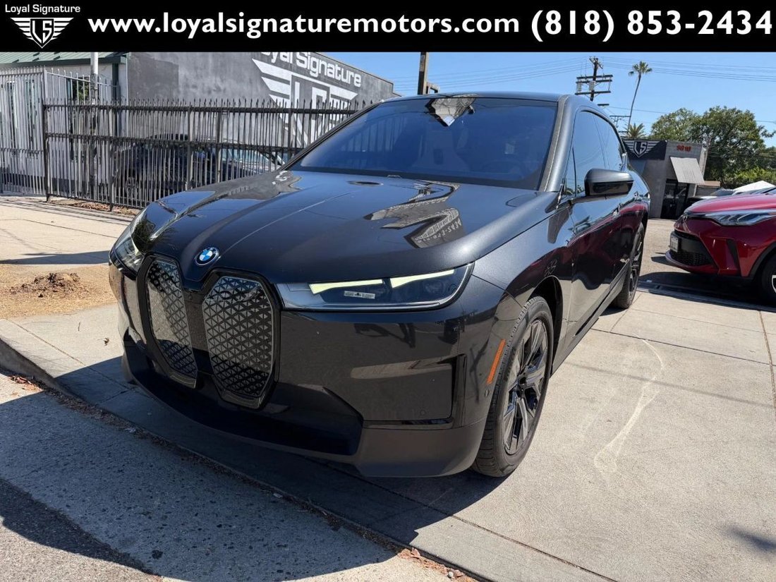 Suv in Van Nuys, CA, United States 3 - 18788285