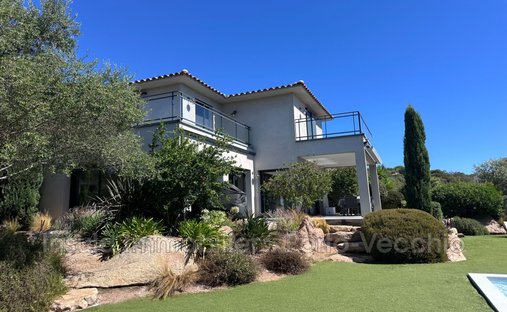 Villa a Sainte-Lucie-de-Porto-Vecchio, Corsica, Francia 1