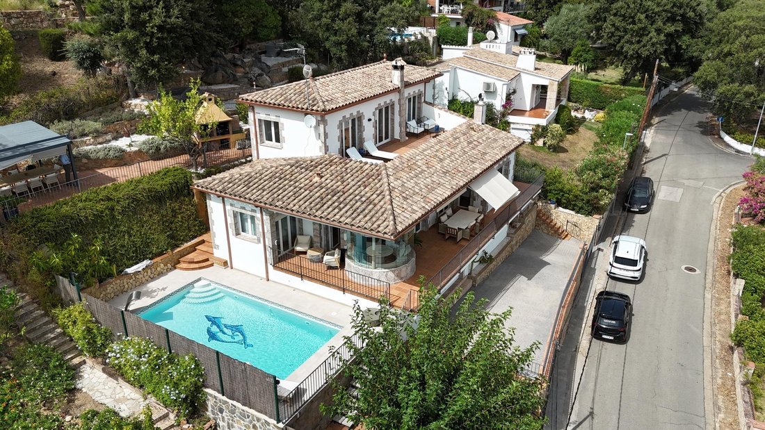 Villa in Calonge i Sant Antoni, Catalonia, Spain 2 - 18783997