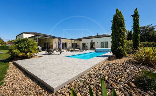 Villa en Distrito de Langon, Nueva Aquitania, Francia 1