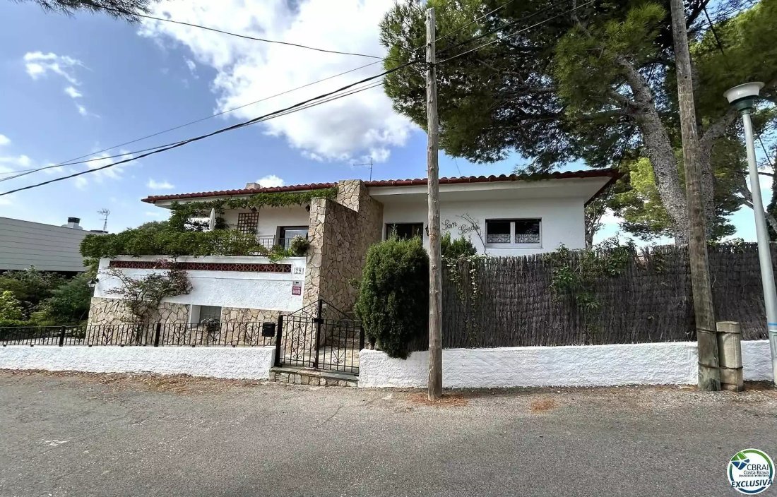 Haus in Llanca, Katalonien, Spanien 3 - 18784648