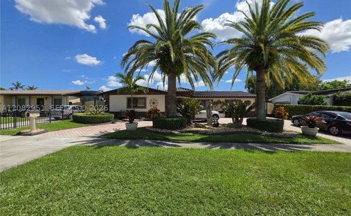 Casa en Hialeah, Florida, Estados Unidos 1