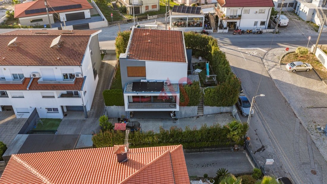 House in Prazins Santo Tirso e Corvite, Braga, Portugal 3 - 18786016