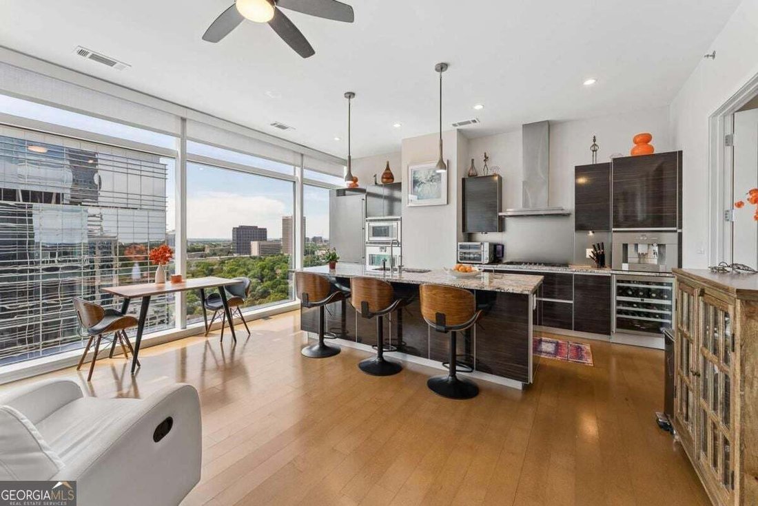 Condo in Atlanta, Georgia, United States 5 - 18787251