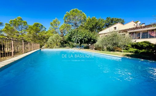 Villa à Varages, Provence-Alpes-Côte d'Azur, France 1