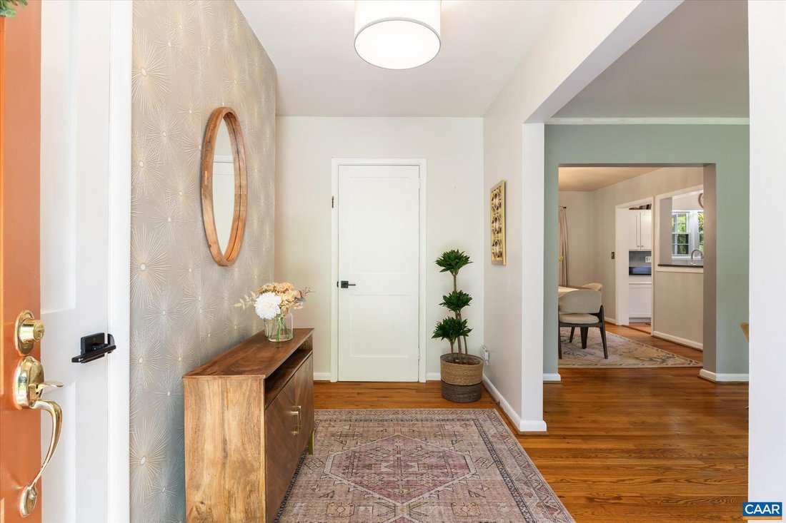 House in Charlottesville, Virginia, United States 4 - 18785828