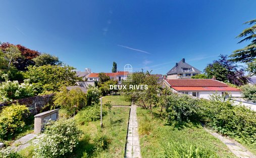 House in Nantes Erdre, Nantes, France 1